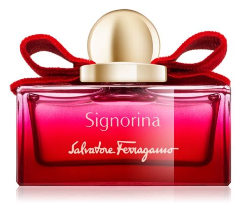 signorina perfume boots